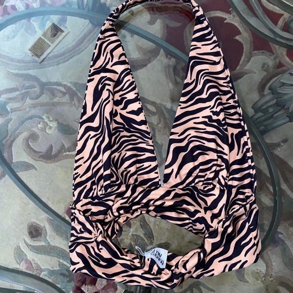 Princess Polly halter crop top black zebra cheetah print y2k vintage girly shirt - Picture 7 of 12